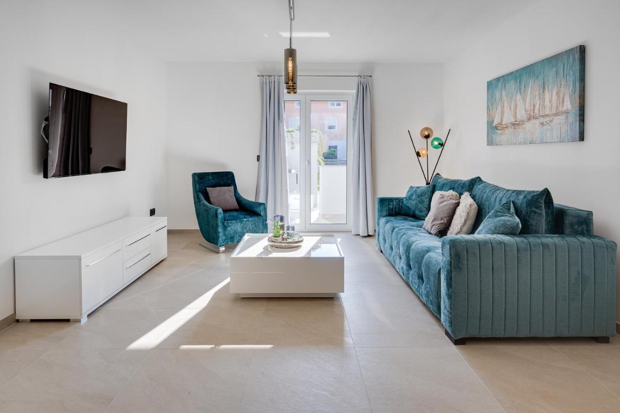 Villa Sogi Biograd Na Moru Exteriör bild
