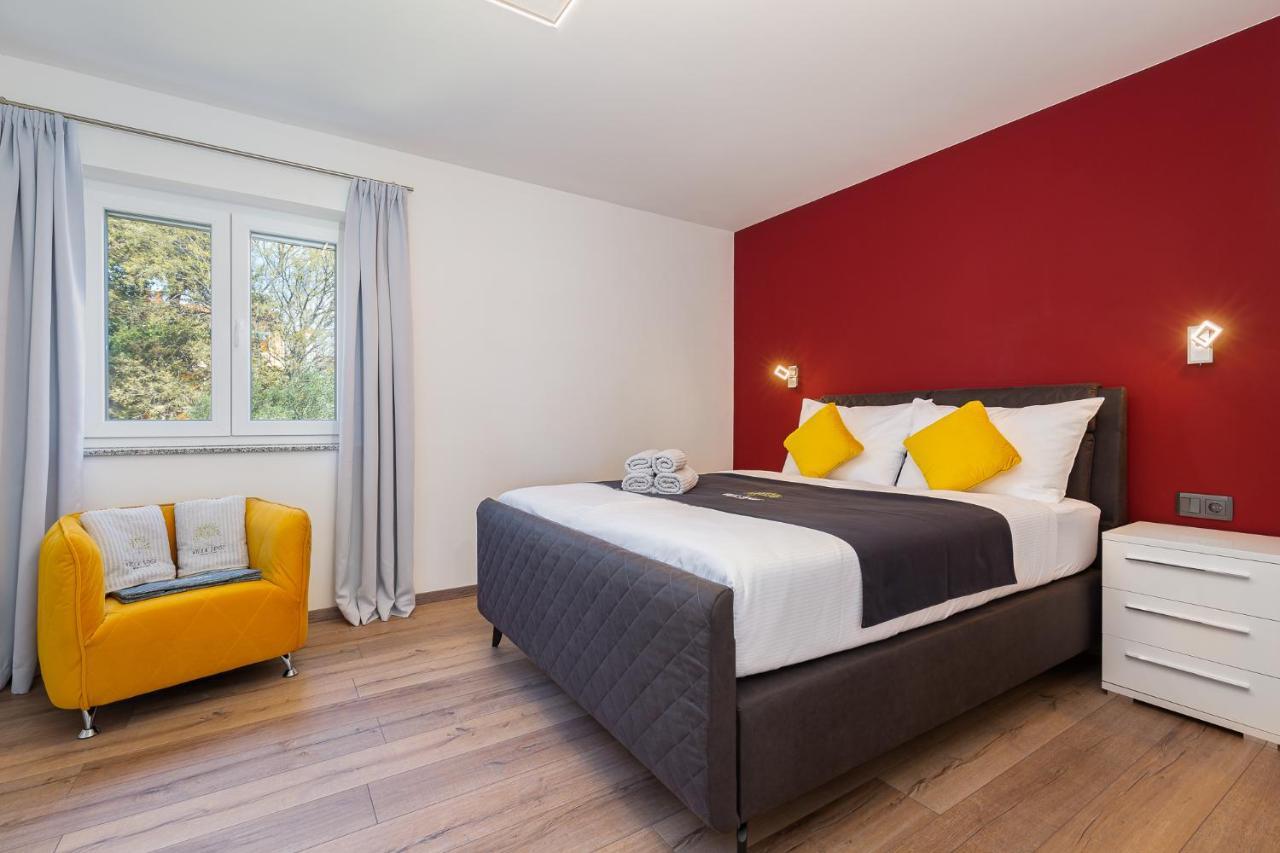 Villa Sogi Biograd Na Moru Exteriör bild