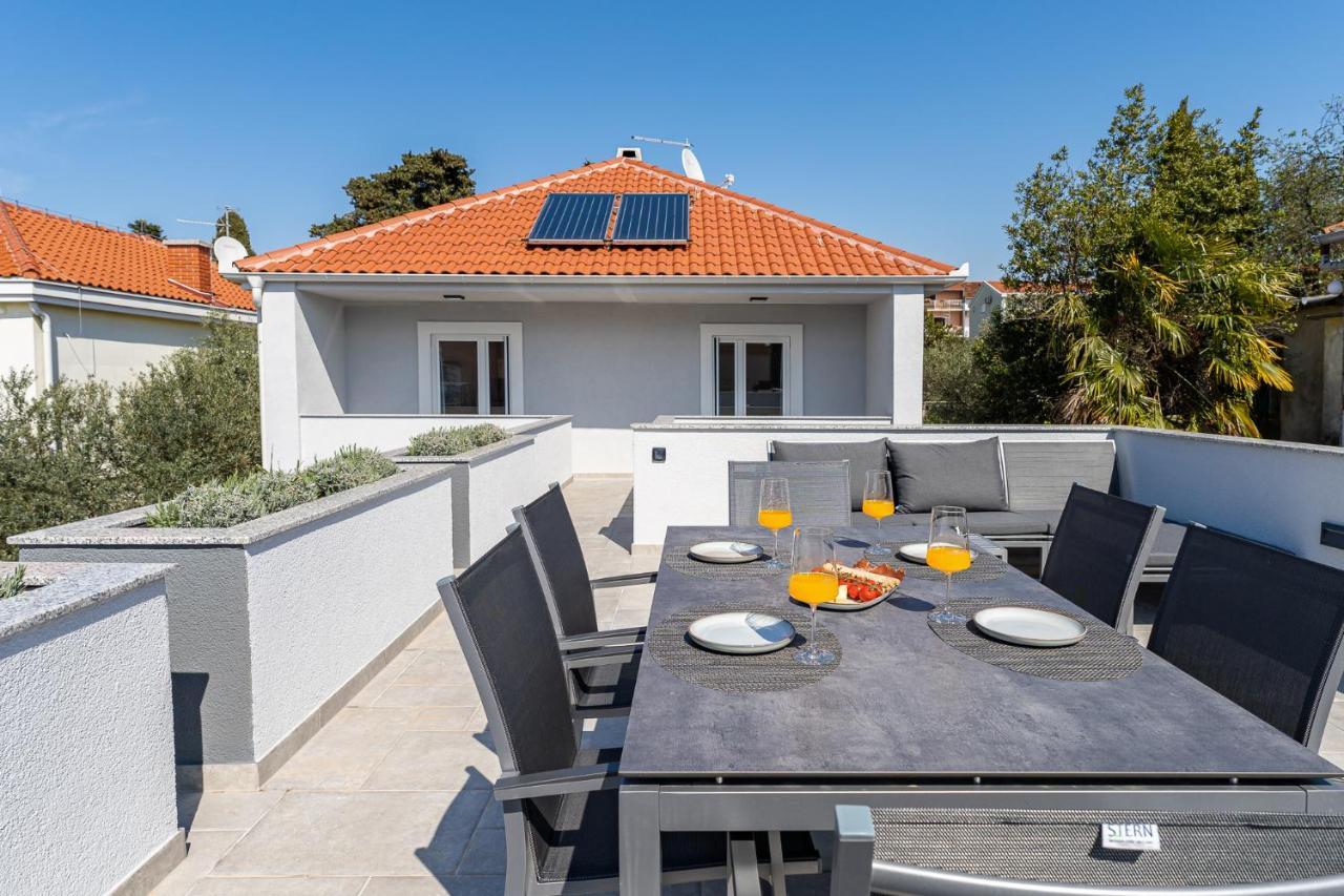 Villa Sogi Biograd Na Moru Exteriör bild